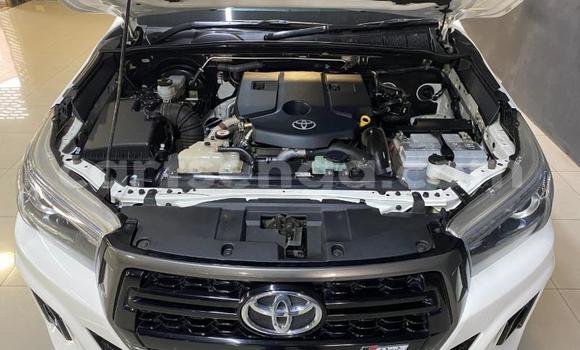Buy Used Toyota Hilux White Car in Mbabane in Manzini Buy Used Toyota Hilux White Car in Mbabane in Manzini