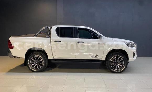 Buy Used Toyota Hilux White Car in Mbabane in Manzini Buy Used Toyota Hilux White Car in Mbabane in Manzini