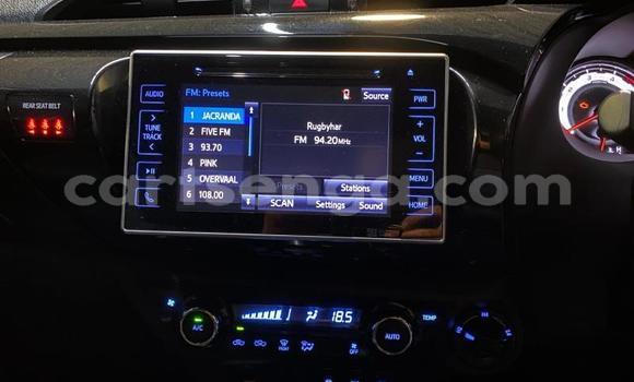 Buy Used Toyota Hilux White Car in Mbabane in Manzini Buy Used Toyota Hilux White Car in Mbabane in Manzini