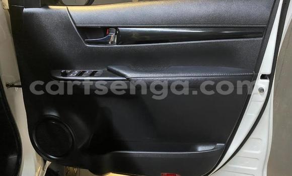 Buy Used Toyota Hilux White Car in Mbabane in Manzini Buy Used Toyota Hilux White Car in Mbabane in Manzini