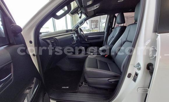 Acheter Occasion Voiture Toyota Hilux Blanc à Mbabane, Manzini Acheter Occasion Voiture Toyota Hilux Blanc à Mbabane, Manzini