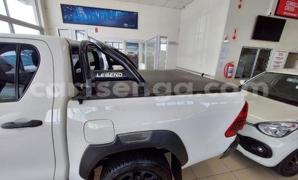 Acheter Occasion Voiture Toyota Hilux Blanc à Mbabane, Manzini Acheter Occasion Voiture Toyota Hilux Blanc à Mbabane, Manzini