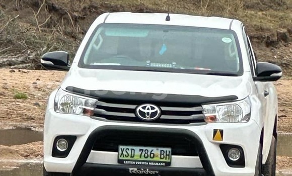 Acheter Occasion Voiture Toyota Alphard Blanc à Bulembu, Hhohho Acheter Occasion Voiture Toyota Alphard Blanc à Bulembu, Hhohho