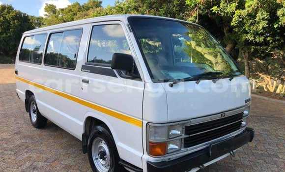Buy Used Toyota Hiace Silver Car in Mbabane in Manzini Buy Used Toyota Hiace Silver Car in Mbabane in Manzini