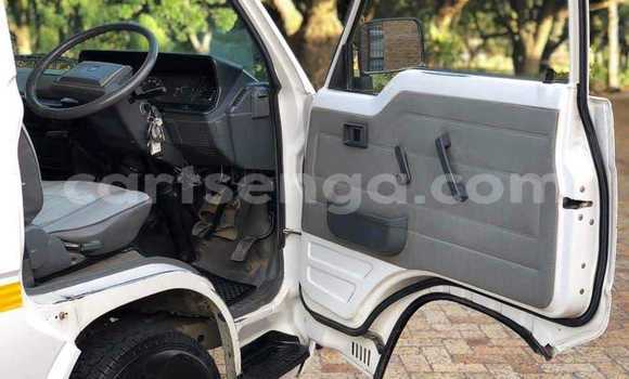 Buy Used Toyota Hiace Silver Car in Mbabane in Manzini Buy Used Toyota Hiace Silver Car in Mbabane in Manzini