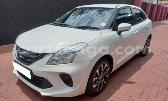 Buy Used Toyota Starlet White Car in Big Bend in Lubombo District