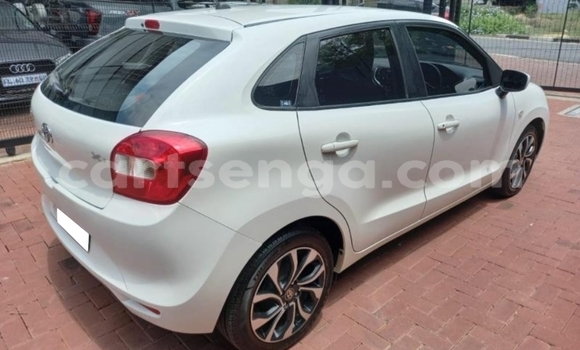 Nunua Ilio tumika Toyota Starlet White Gari ndani ya Big Bend nchini Wilaya ya Lubombo Nunua Ilio tumika Toyota Starlet White Gari ndani ya Big Bend nchini Wilaya ya Lubombo