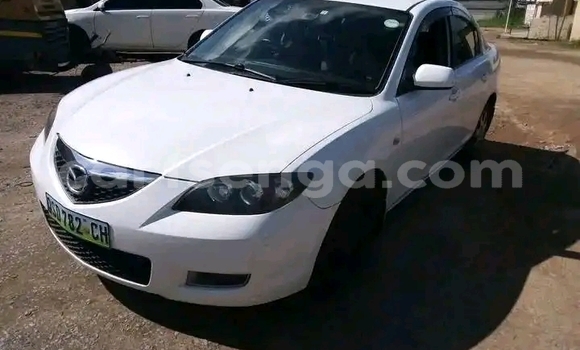 Nunua Ilio tumika Mazda Axela White Gari ndani ya Mbabane nchini Manzini