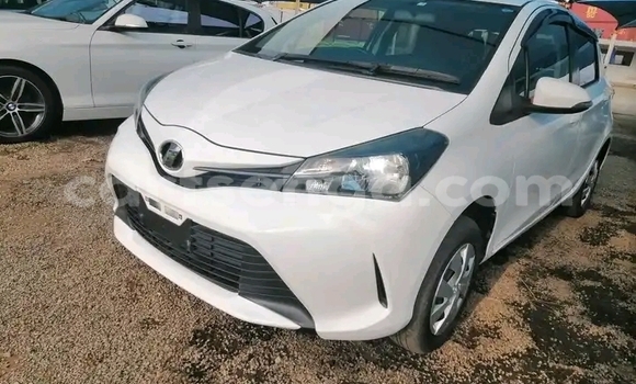 Buy Used Toyota Vitz White Car in Mbabane in Manzini Buy Used Toyota Vitz White Car in Mbabane in Manzini