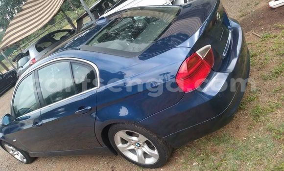 Nunua Ilio tumika BMW 3200 Black Gari ndani ya Bulembu nchini Hhohho