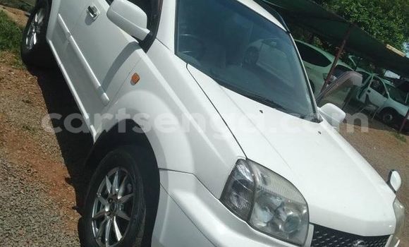 Buy Used Nissan X–Trail White Car in Hlatikulu in Shiselweni District