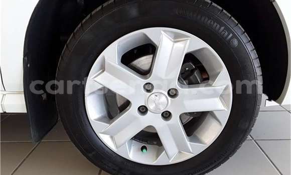 Buy Used Chevrolet Corsa White Car in Manzini in Manzini Buy Used Chevrolet Corsa White Car in Manzini in Manzini