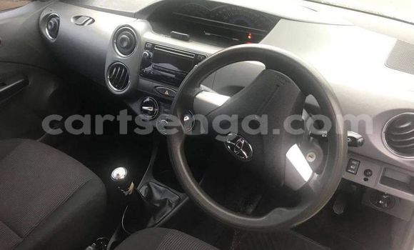 Nunua Ilio tumika Toyota Etios White Gari ndani ya Bulembu nchini Hhohho Nunua Ilio tumika Toyota Etios White Gari ndani ya Bulembu nchini Hhohho