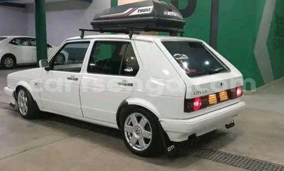 Nunua Ilio tumika Toyota Allex White Gari ndani ya Bhunya nchini Manzini