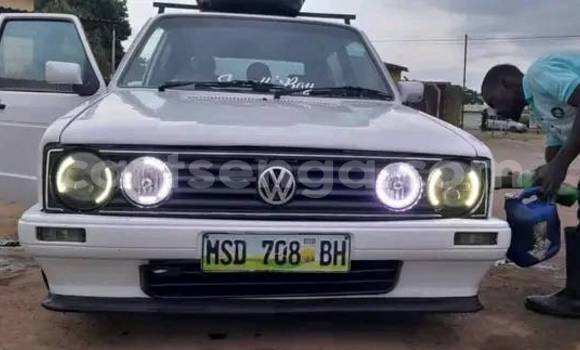 Buy Used Toyota Allex White Car in Bhunya in Manzini Buy Used Toyota Allex White Car in Bhunya in Manzini