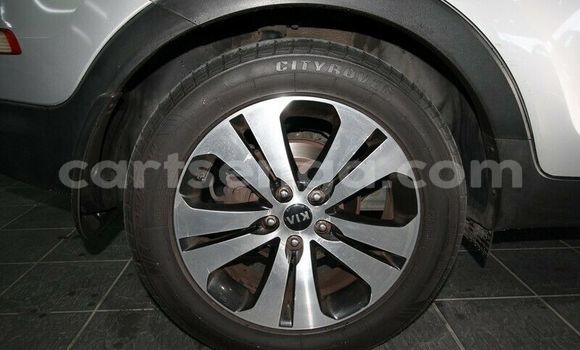Buy Used Kia Sportage Silver Car in Ezulwini in Hhohho Buy Used Kia Sportage Silver Car in Ezulwini in Hhohho