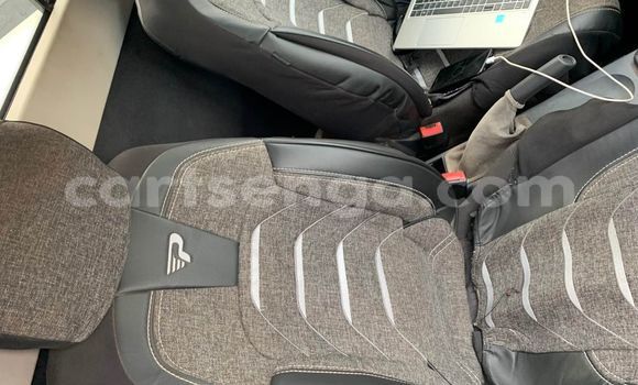 Nunua Ilio tumika Toyota Corsa White Gari ndani ya Ezulwini nchini Hhohho Nunua Ilio tumika Toyota Corsa White Gari ndani ya Ezulwini nchini Hhohho