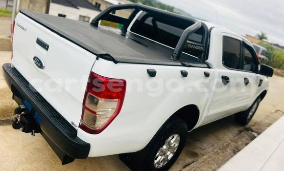 Nunua Ilio tumika Ford Ranger White Gari ndani ya Ezulwini nchini Hhohho Nunua Ilio tumika Ford Ranger White Gari ndani ya Ezulwini nchini Hhohho