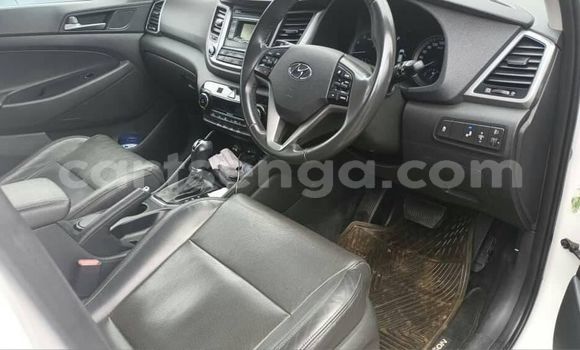 Acheter Occasion Voiture Hyundai Tucson Blanc à Bulembu, Hhohho Acheter Occasion Voiture Hyundai Tucson Blanc à Bulembu, Hhohho