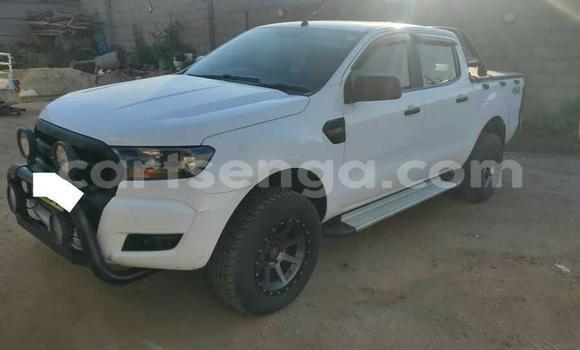 Nunua Ilio tumika Ford Ranger White Gari ndani ya Hluti nchini Wilaya ya Shiselweni Nunua Ilio tumika Ford Ranger White Gari ndani ya Hluti nchini Wilaya ya Shiselweni