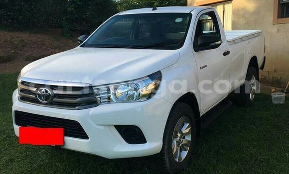 Acheter Occasion Voiture Toyota Hilux Blanc à Ezulwini, Hhohho Acheter Occasion Voiture Toyota Hilux Blanc à Ezulwini, Hhohho