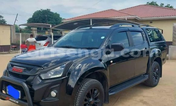 Acheter Occasion Voiture Isuzu KB Noir à Hluti, Shiselweni District Acheter Occasion Voiture Isuzu KB Noir à Hluti, Shiselweni District