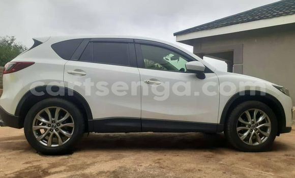 Nunua Ilio tumika Mazda CX-5 White Gari ndani ya Big Bend nchini Wilaya ya Lubombo Nunua Ilio tumika Mazda CX-5 White Gari ndani ya Big Bend nchini Wilaya ya Lubombo