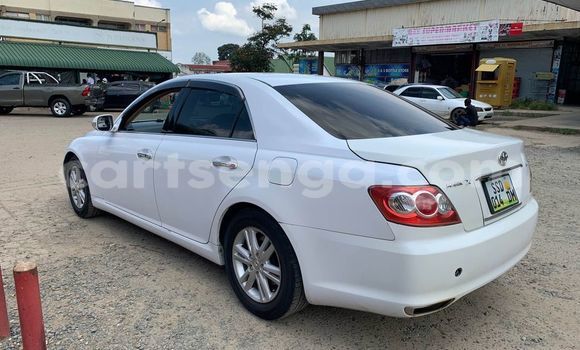 Nunua Ilio tumika Toyota Mark X White Gari ndani ya Bulembu nchini Hhohho Nunua Ilio tumika Toyota Mark X White Gari ndani ya Bulembu nchini Hhohho