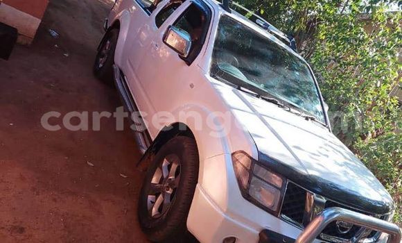Nunua Ilio tumika Nissan Navara White Gari ndani ya Bulembu nchini Hhohho Nunua Ilio tumika Nissan Navara White Gari ndani ya Bulembu nchini Hhohho