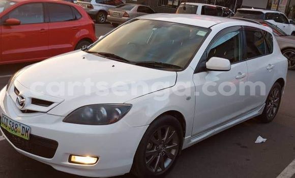 Buy Used Mazda Axela White Car in Bulembu in Hhohho Buy Used Mazda Axela White Car in Bulembu in Hhohho
