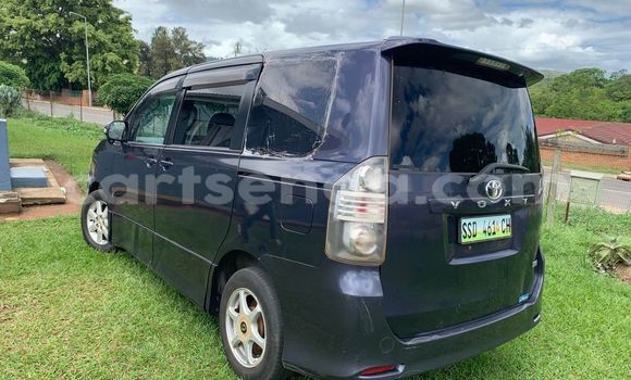 Nunua Ilio tumika Toyota Voxy Black Gari ndani ya Bulembu nchini Hhohho Nunua Ilio tumika Toyota Voxy Black Gari ndani ya Bulembu nchini Hhohho