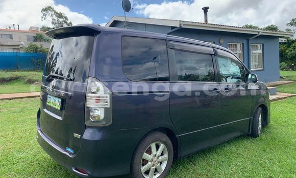 Nunua Ilio tumika Toyota Voxy Black Gari ndani ya Bulembu nchini Hhohho Nunua Ilio tumika Toyota Voxy Black Gari ndani ya Bulembu nchini Hhohho