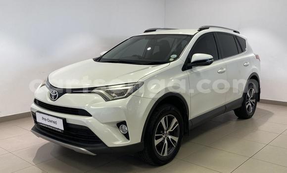 Buy Used Toyota RAV4 White Car in Mbabane in Manzini Buy Used Toyota RAV4 White Car in Mbabane in Manzini