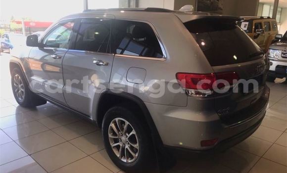 Buy Used Jeep Grand Cherokee Silver Car in Ezulwini in Hhohho Buy Used Jeep Grand Cherokee Silver Car in Ezulwini in Hhohho