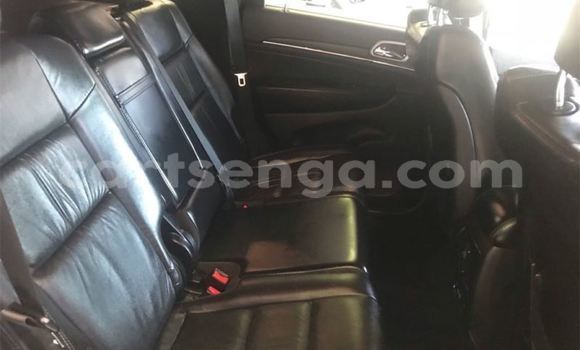 Buy Used Jeep Grand Cherokee Silver Car in Ezulwini in Hhohho Buy Used Jeep Grand Cherokee Silver Car in Ezulwini in Hhohho