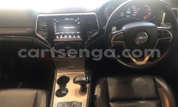 Buy Used Jeep Grand Cherokee Silver Car in Ezulwini in Hhohho Buy Used Jeep Grand Cherokee Silver Car in Ezulwini in Hhohho