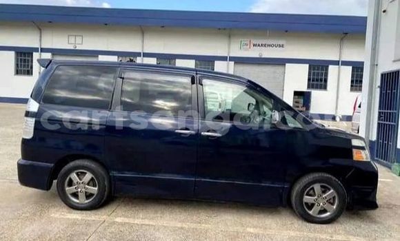 Buy Used Toyota Voxy Other Car in Kwaluseni in Manzini Buy Used Toyota Voxy Other Car in Kwaluseni in Manzini