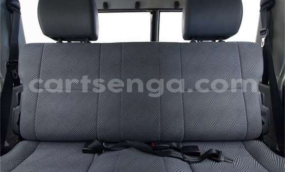 Buy Used Toyota Land Cruiser White Car in Ezulwini in Hhohho Buy Used Toyota Land Cruiser White Car in Ezulwini in Hhohho