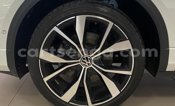 Acheter Occasion Voiture Volkswagen T-Roc Blanc à Manzini, Manzini Acheter Occasion Voiture Volkswagen T-Roc Blanc à Manzini, Manzini