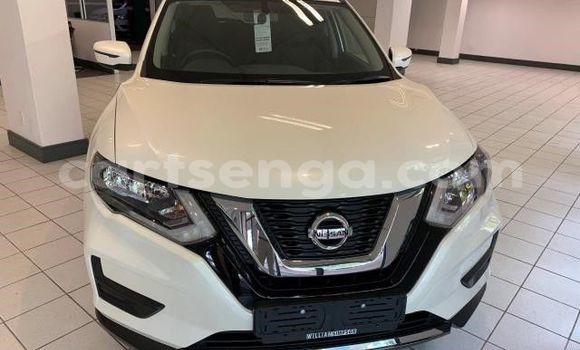 Buy Used Nissan Qashqai White Car in Ezulwini in Hhohho Buy Used Nissan Qashqai White Car in Ezulwini in Hhohho