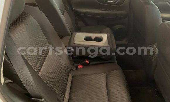 Buy Used Nissan Qashqai White Car in Ezulwini in Hhohho Buy Used Nissan Qashqai White Car in Ezulwini in Hhohho