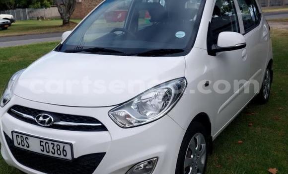 Nunua Ilio tumika Hyundai i10 White Gari ndani ya Manzini nchini Manzini