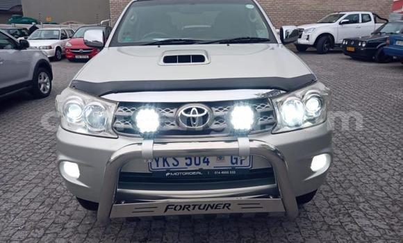 Acheter Occasion Voiture Toyota Hilux Gris à Manzini, Manzini Acheter Occasion Voiture Toyota Hilux Gris à Manzini, Manzini