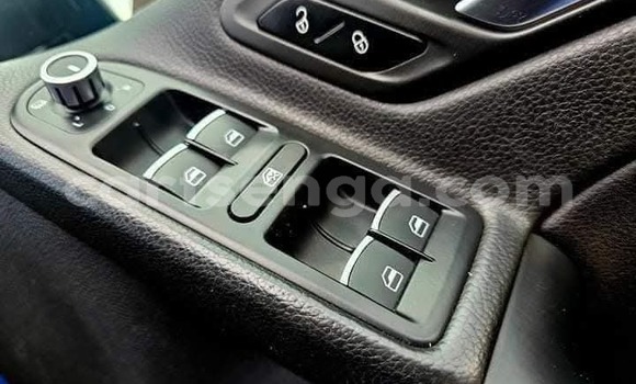 Acheter Occasion Voiture Volkswagen Golf R Bleu à Manzini, Manzini Acheter Occasion Voiture Volkswagen Golf R Bleu à Manzini, Manzini