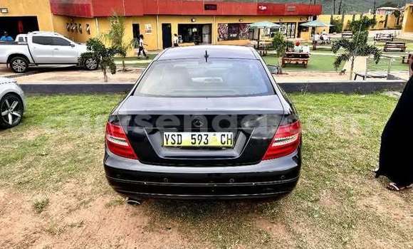 Buy Used Mercedes-Benz C250 coupe Other Car in Kwaluseni in Manzini Buy Used Mercedes-Benz C250 coupe Other Car in Kwaluseni in Manzini