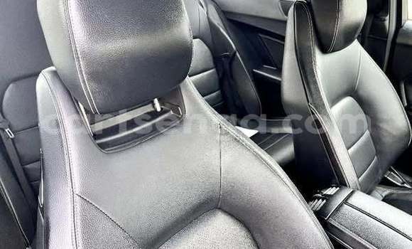 Buy Used Mercedes-Benz C250 coupe Other Car in Kwaluseni in Manzini Buy Used Mercedes-Benz C250 coupe Other Car in Kwaluseni in Manzini