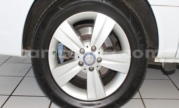 Buy Used Mercedes‒Benz Viano White Car in Manzini in Manzini Buy Used Mercedes‒Benz Viano White Car in Manzini in Manzini