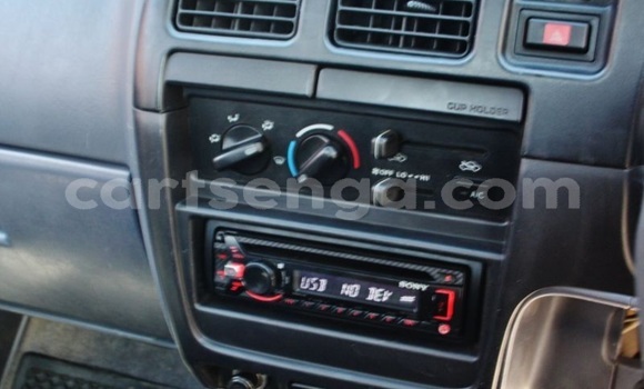 Buy Used Toyota Hilux White Car in Mbabane in Manzini Buy Used Toyota Hilux White Car in Mbabane in Manzini