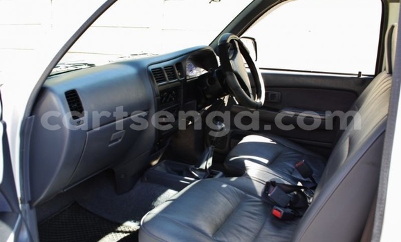 Buy Used Toyota Hilux White Car in Mbabane in Manzini Buy Used Toyota Hilux White Car in Mbabane in Manzini