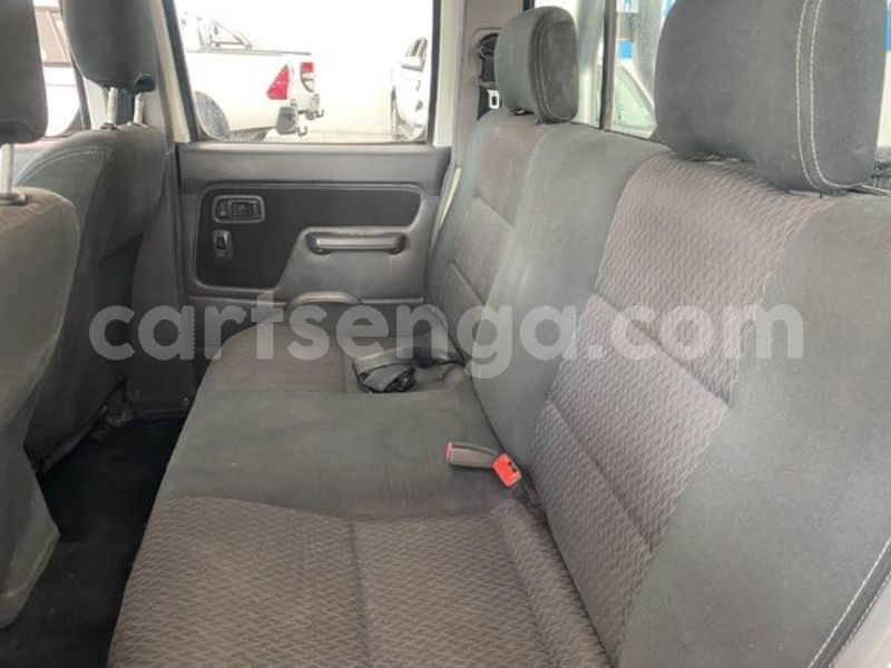 Big with watermark nissan np 300 manzini mbabane 29535